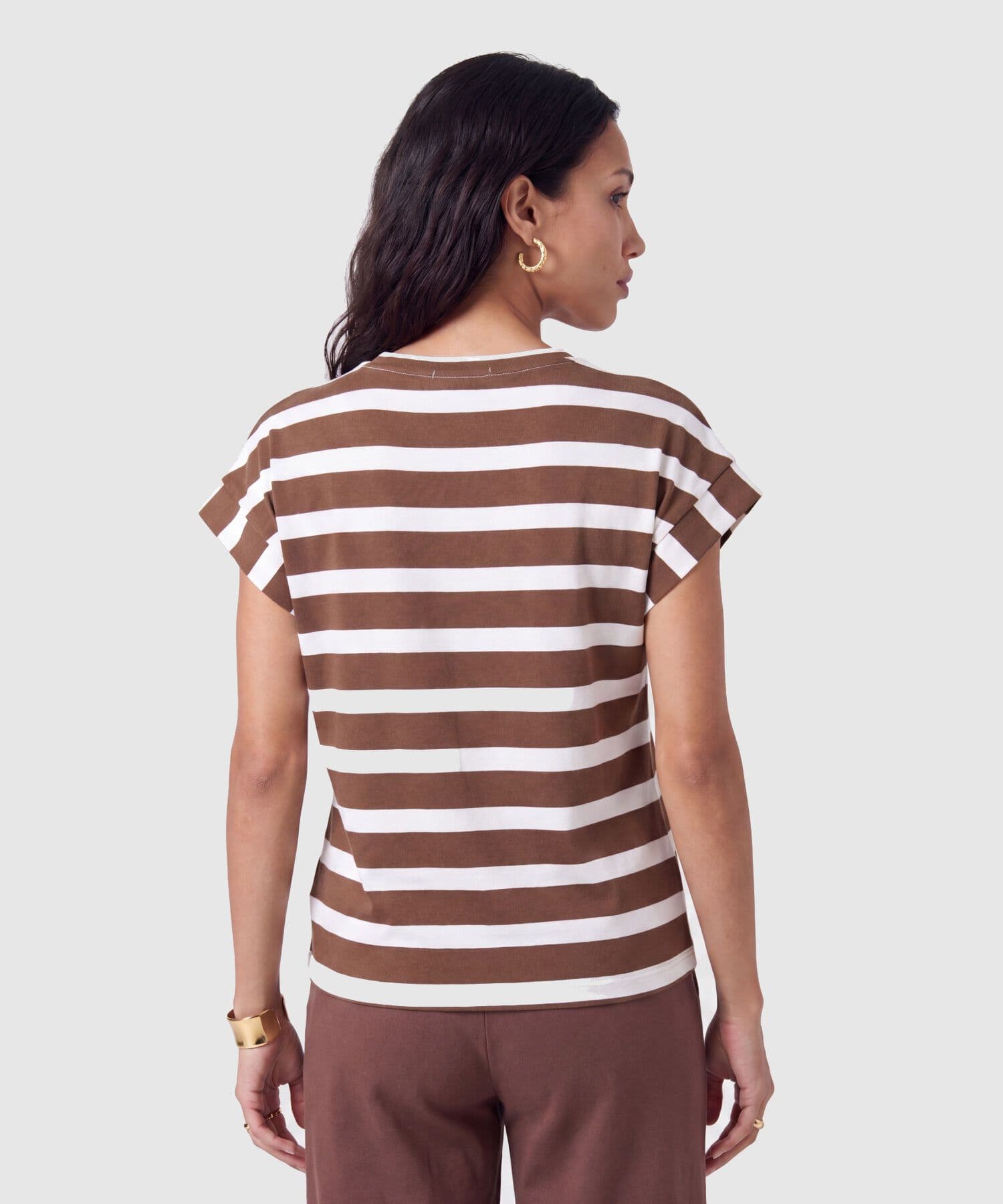 Camiseta Cobalto Fluido café para mujer, vista 4