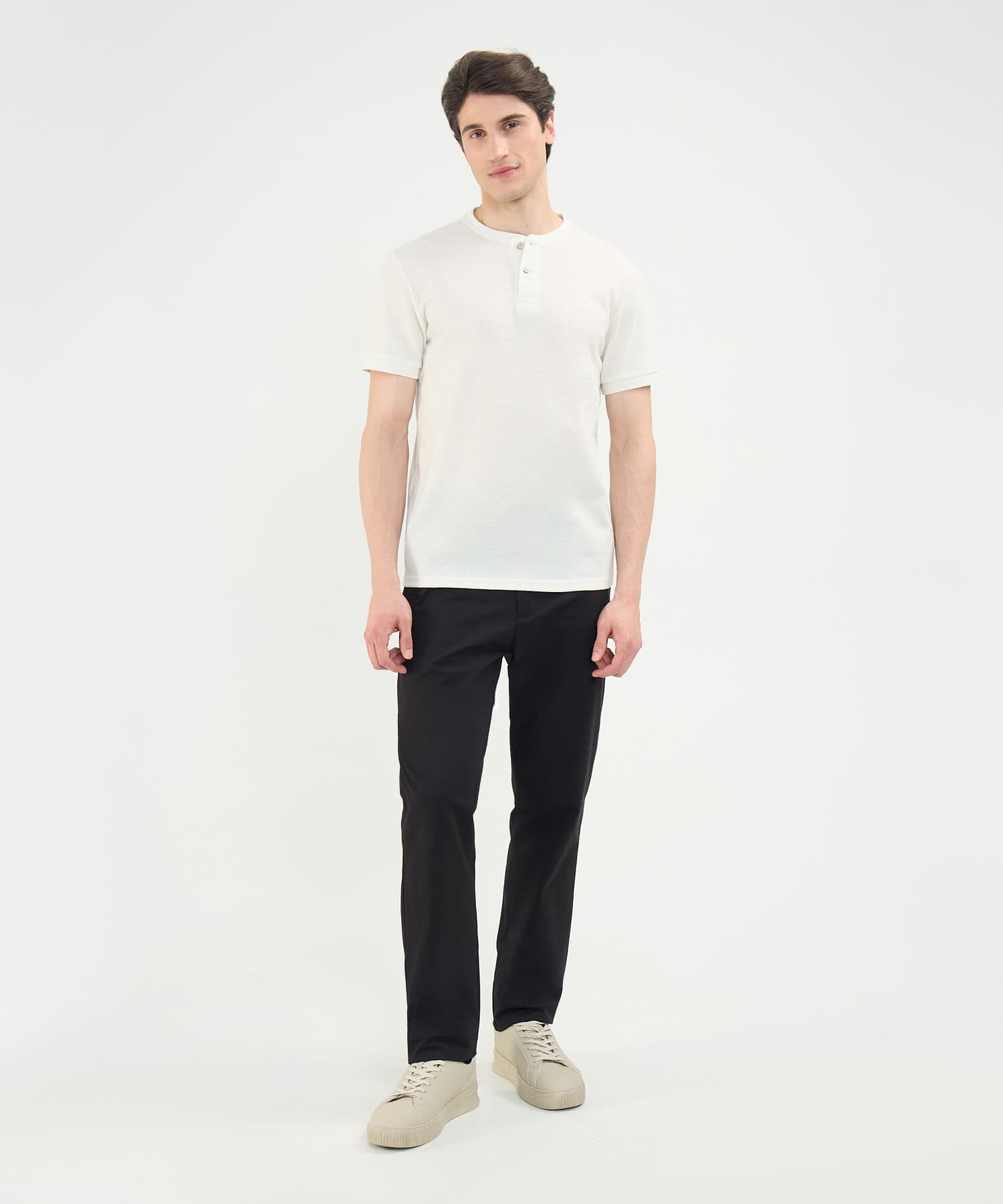Camiseta Celeste Minimalista blanco para hombre, vista 2
