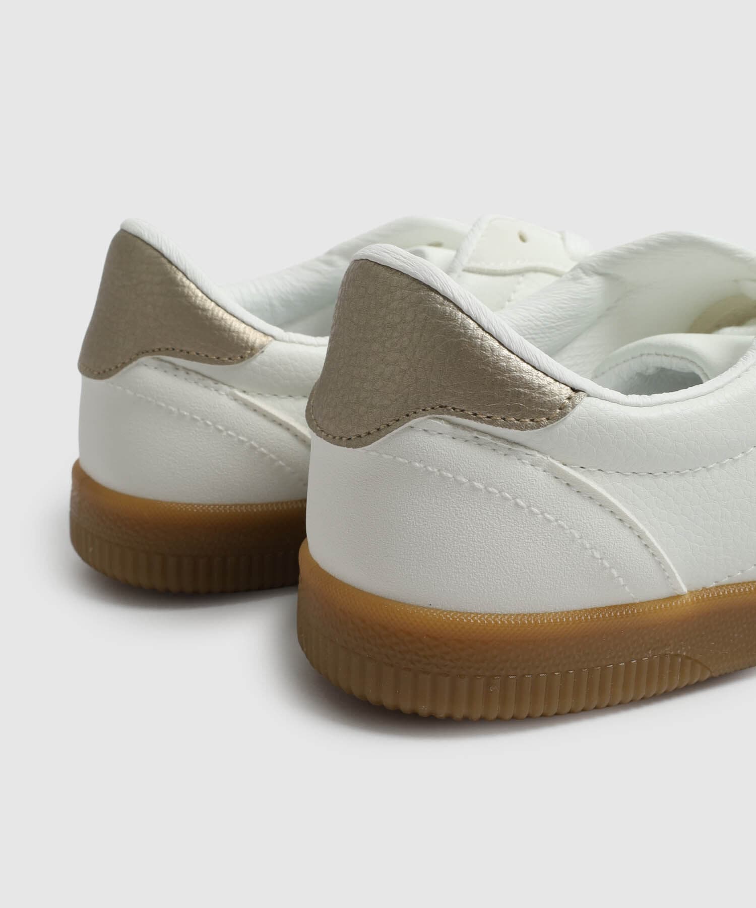 Tenis Carmín Clásico blanco para mujer, vista 4