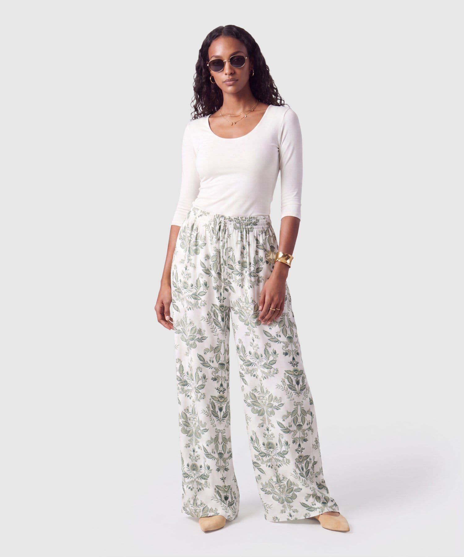 Pantalón Celeste Texturizado verde oliva para mujer, vista 2