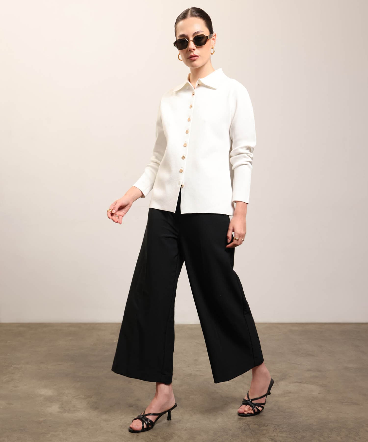 Pantalón Oliva Urbano negro para mujer, vista 2