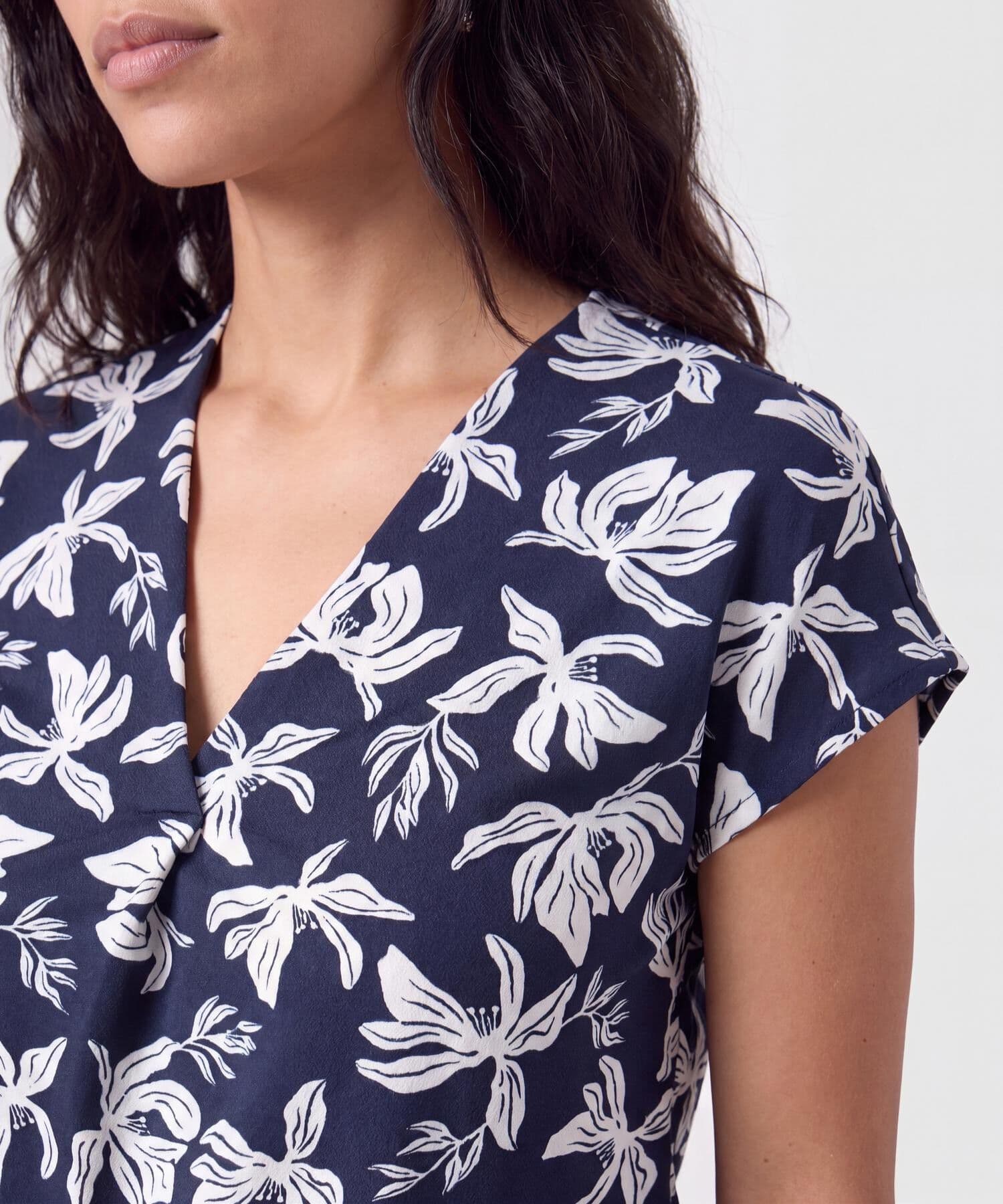 Camiseta Sabana Edición Índigo azul marino para mujer, vista 3