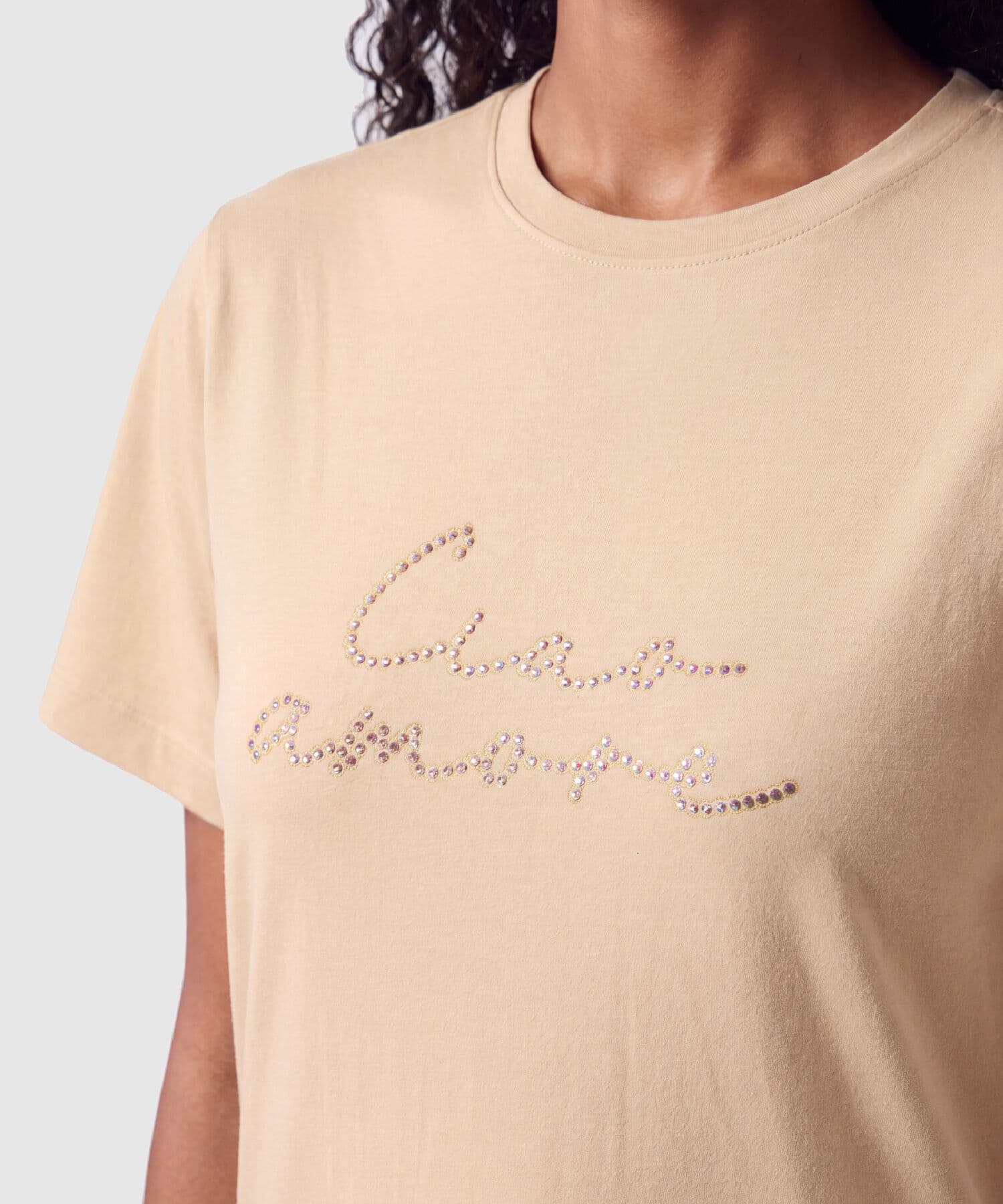 Camiseta Cobalto Esencial café para mujer, vista 3