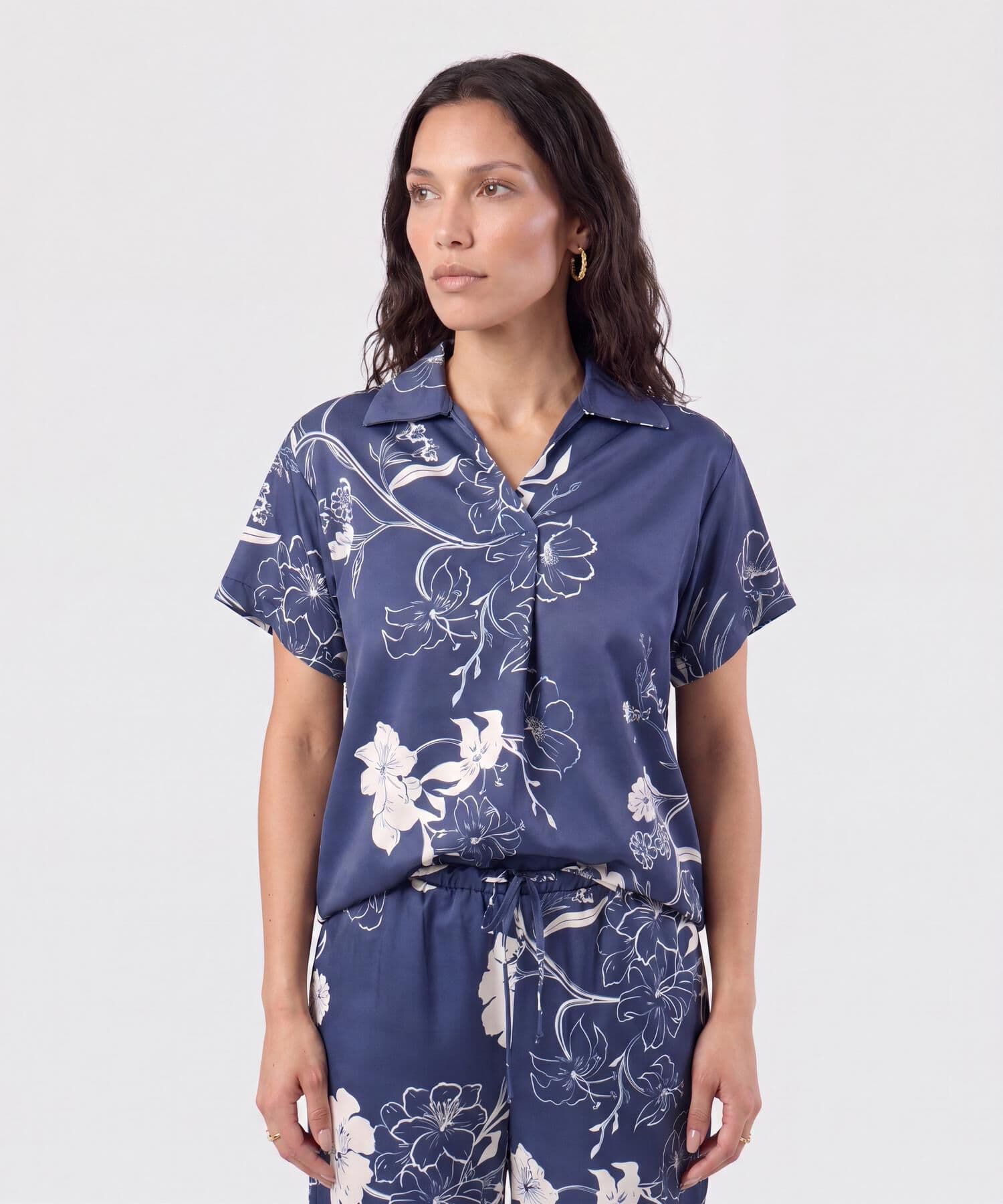 Blusa Julieta Clásico azul marino para mujer, vista principal