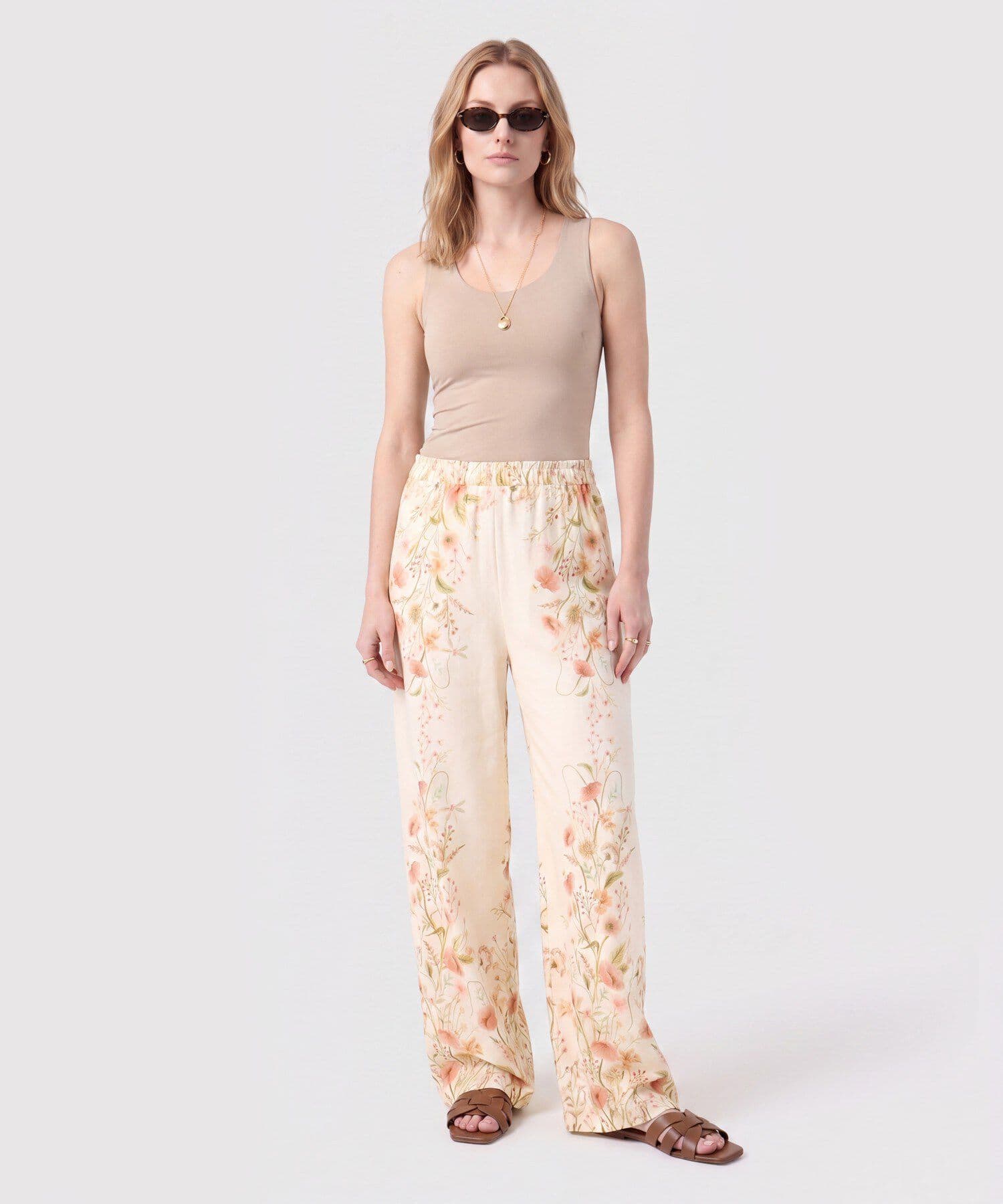 Pantalón Jacaranda Relajado verde oliva para mujer, vista 2