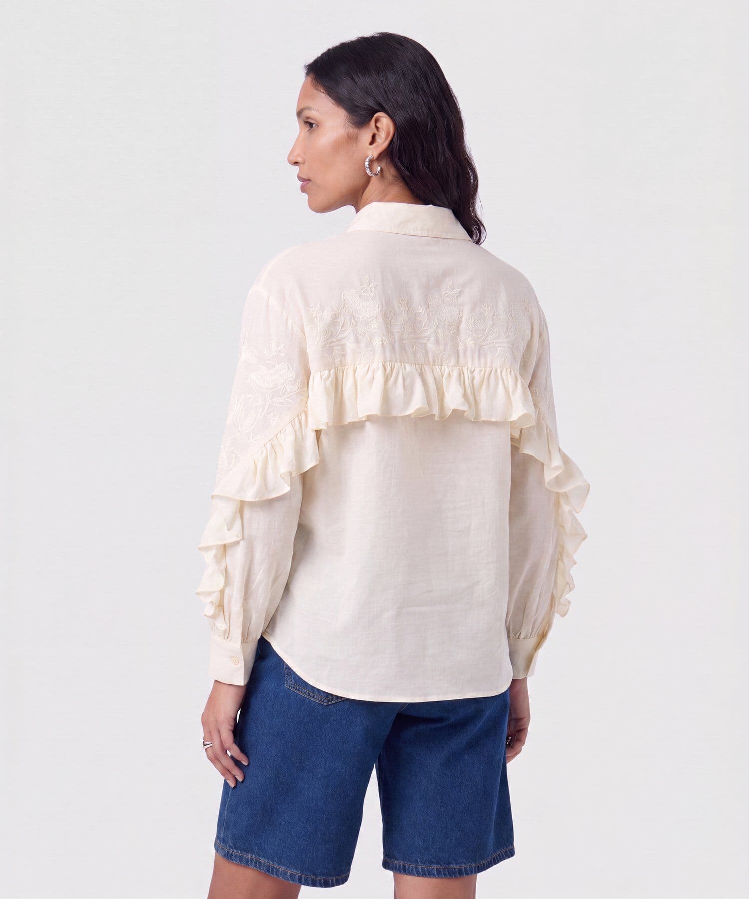 Camisa Orquídea Suave café para mujer, vista 4