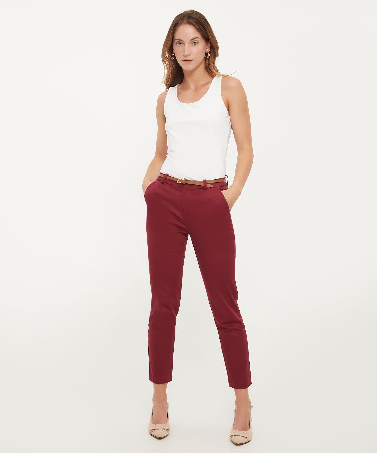 Pantalón Aura de Viaje rojo granada para mujer, vista 2