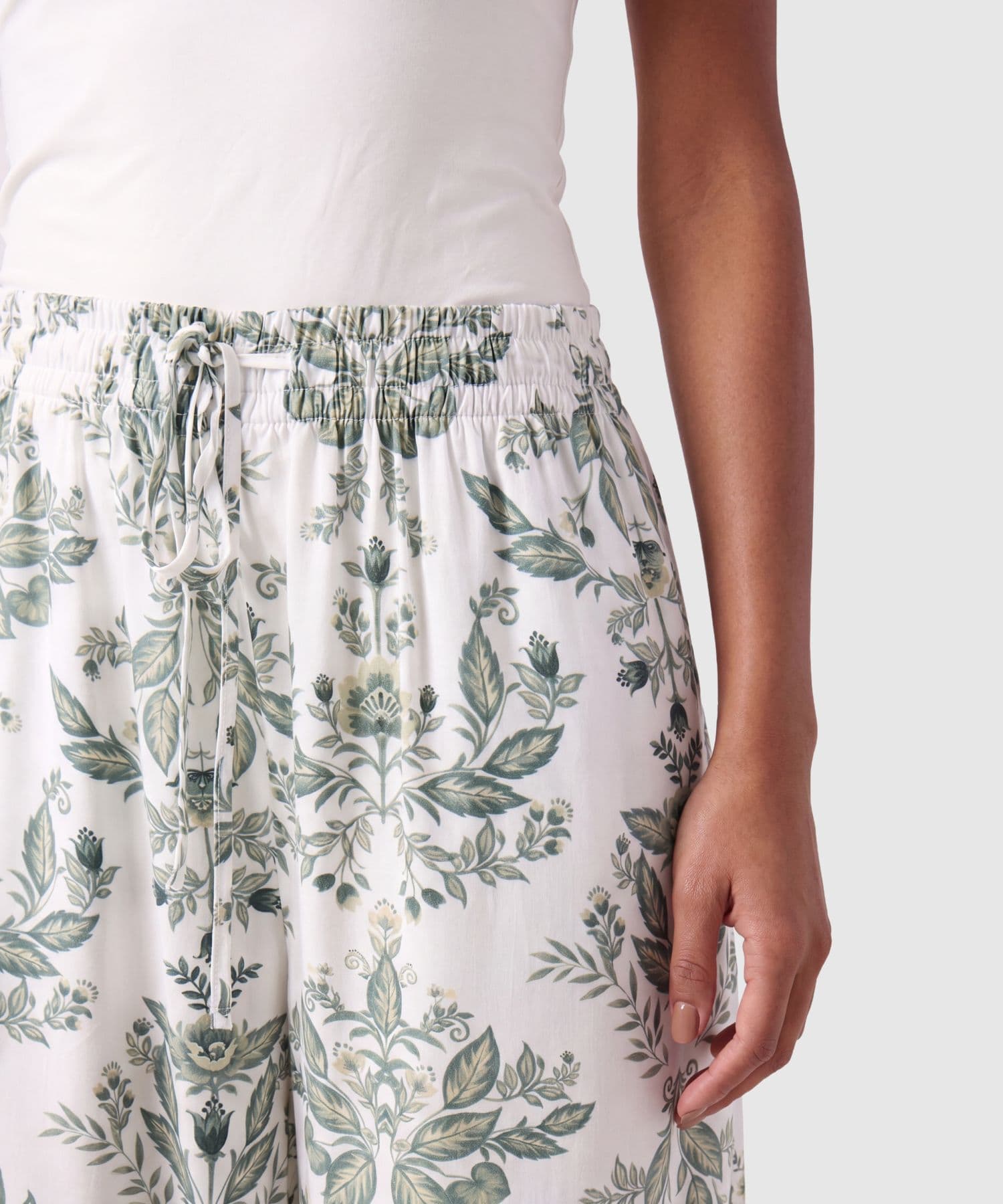 Pantalón Celeste Texturizado verde oliva para mujer, vista 3