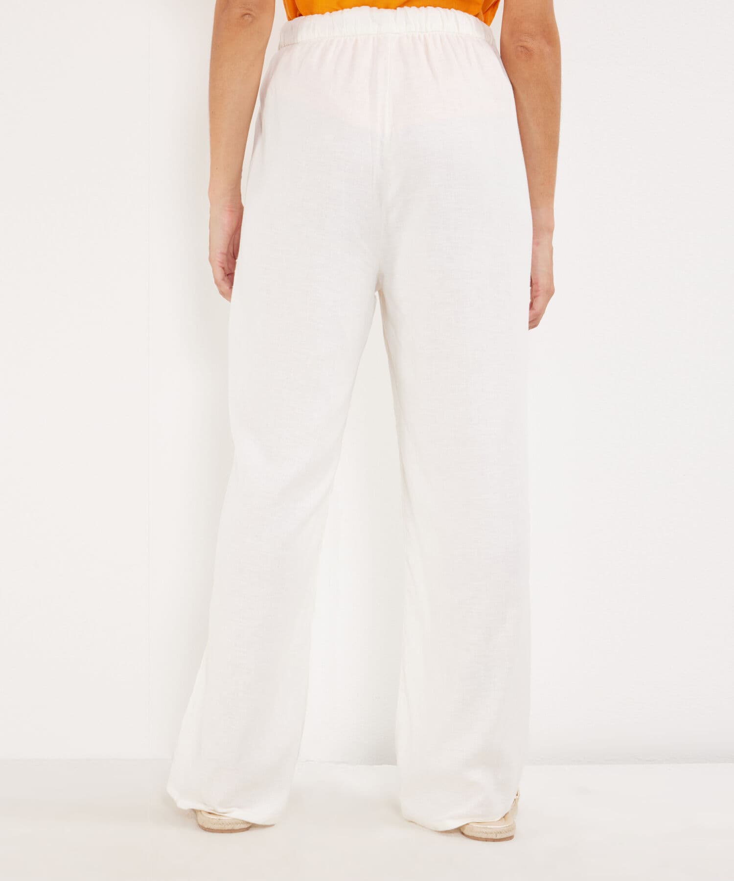 Pantalón Renata Texturizado marfil para mujer, vista 4