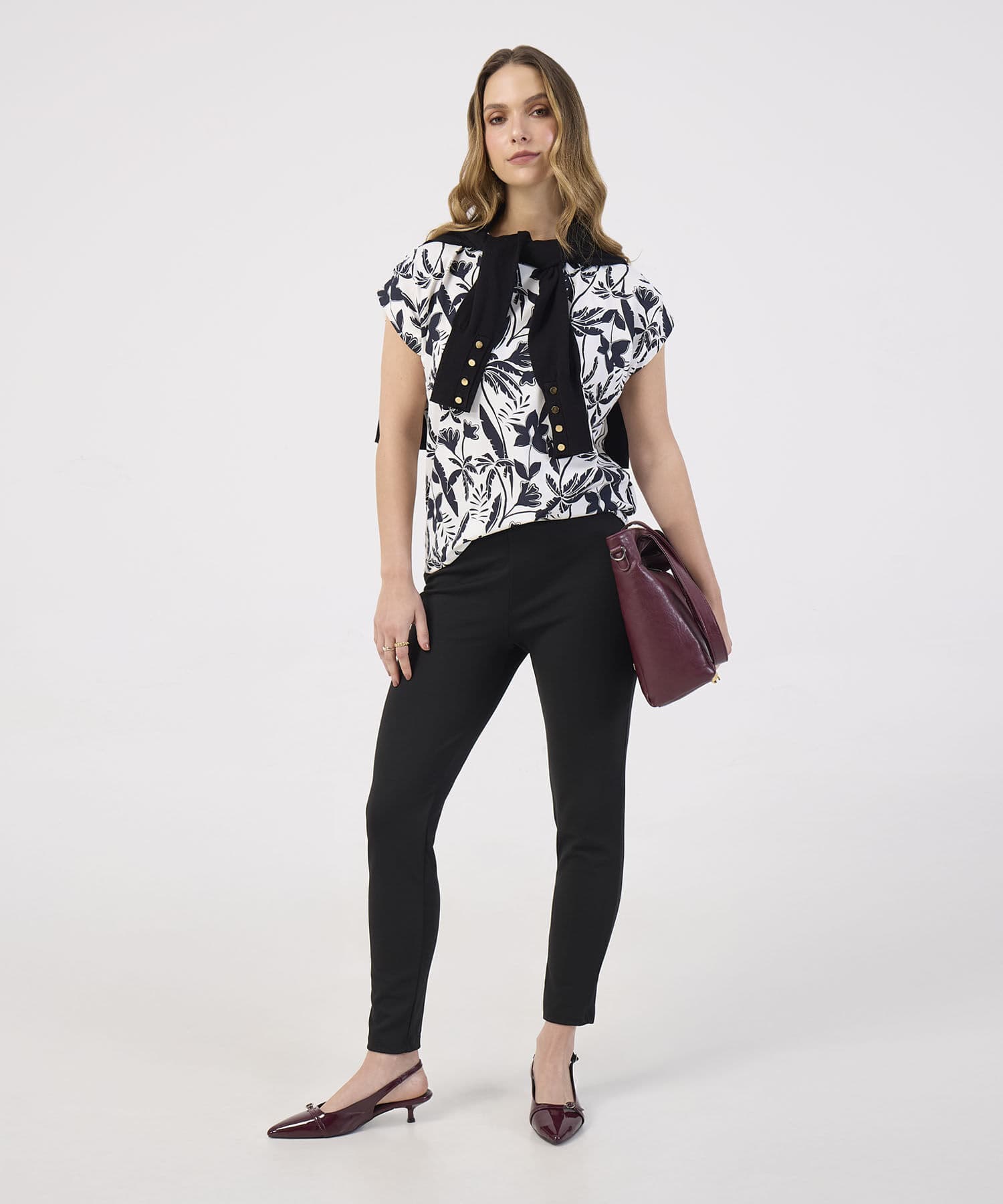Prenda deportiva Orquídea Relajado negro para mujer, vista 2