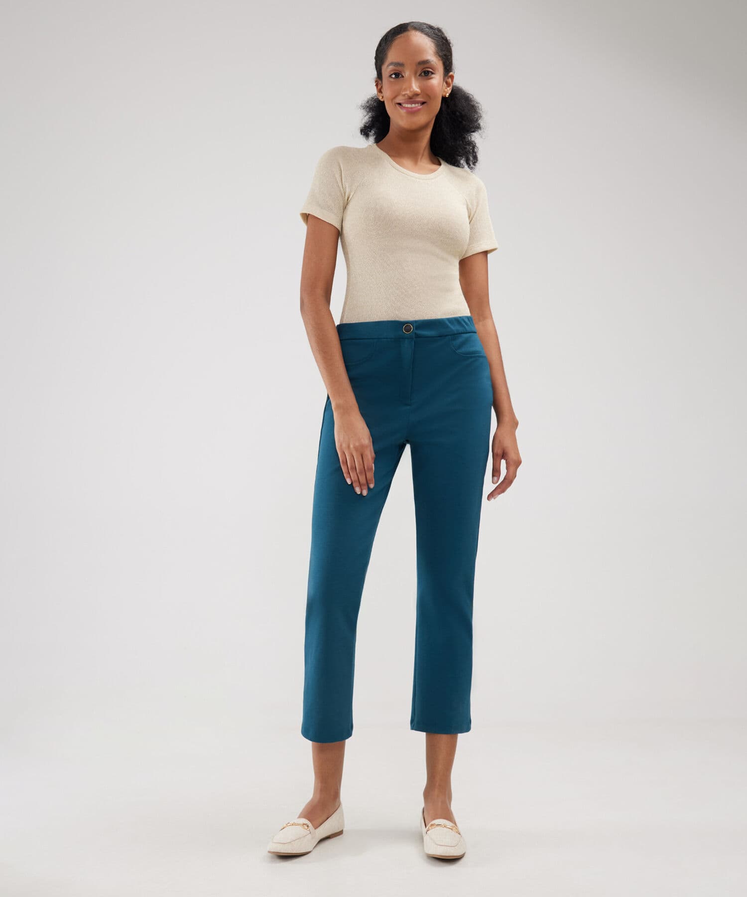 Camiseta Cauce Relajado verde oliva para mujer, vista 2