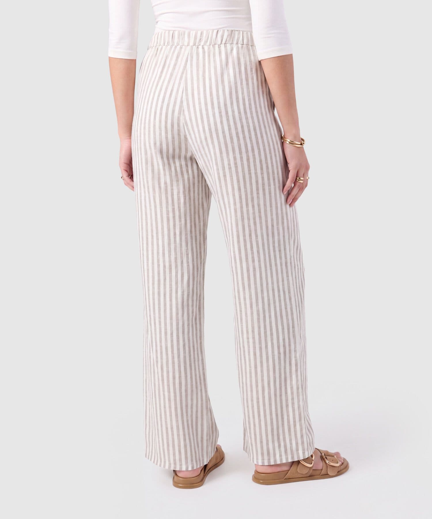 Pantalón Cauce Texturizado café para mujer, vista 4