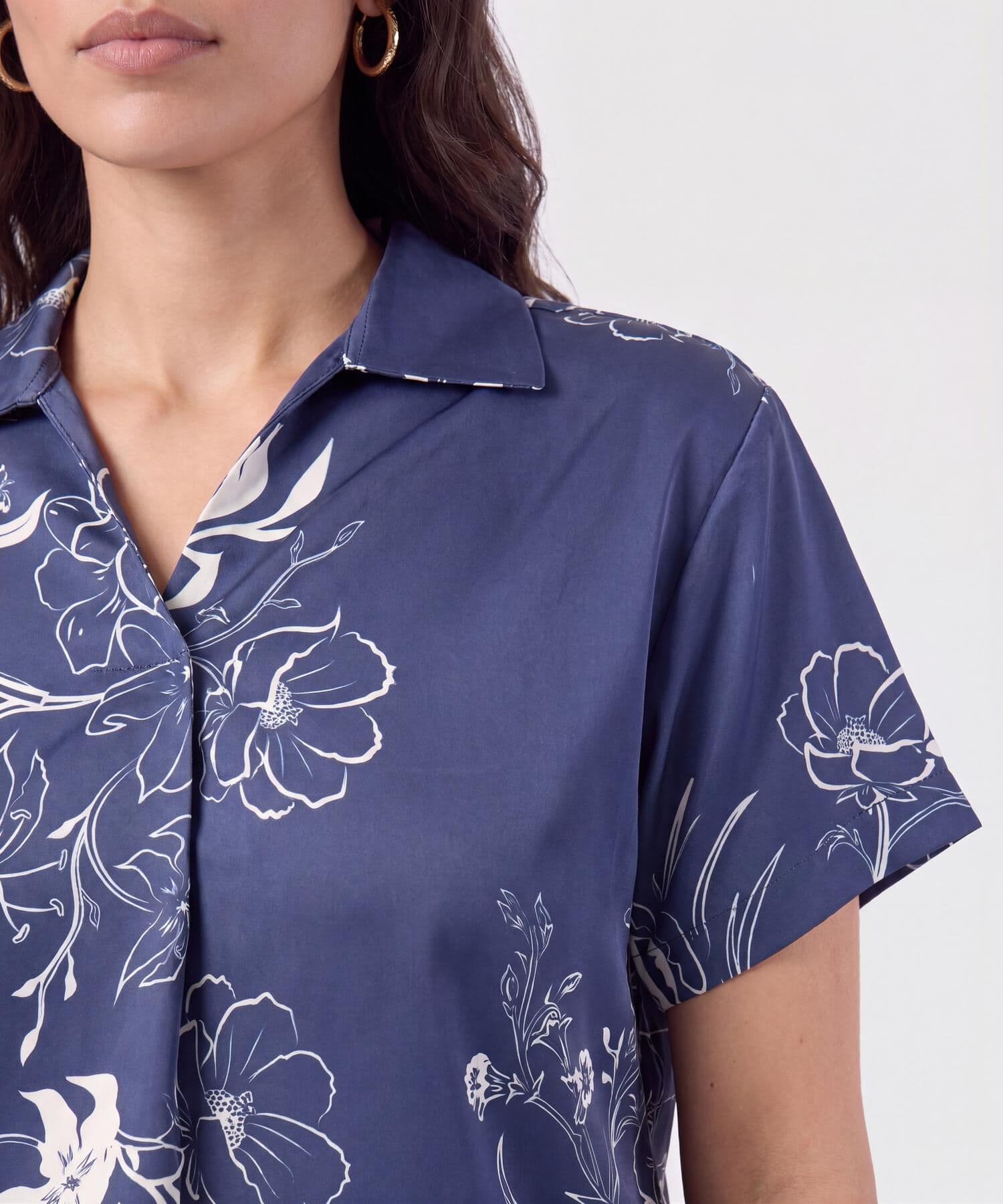 Blusa Julieta Clásico azul marino para mujer, vista 3