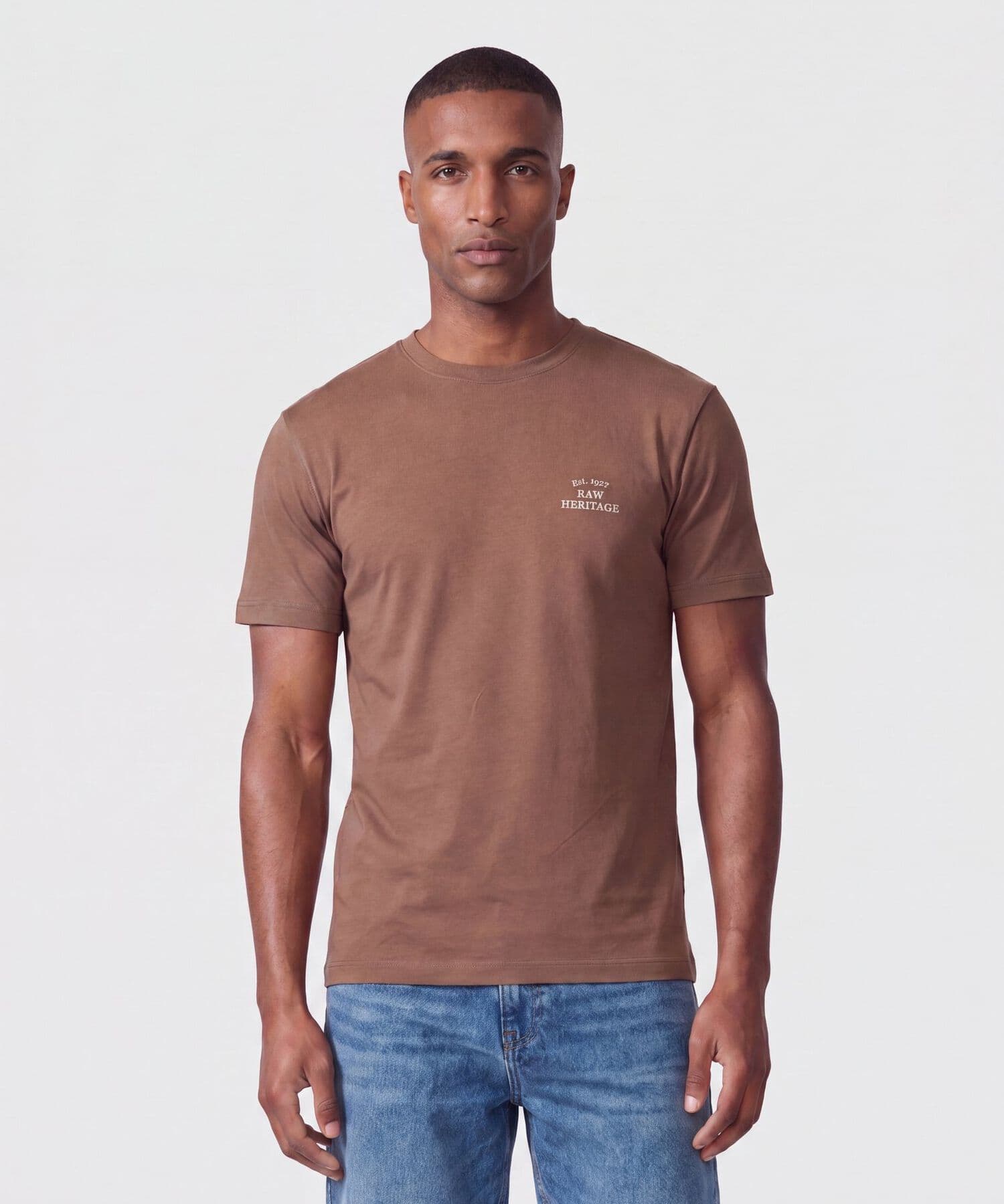 Camiseta Sabana de Día café para hombre, vista principal