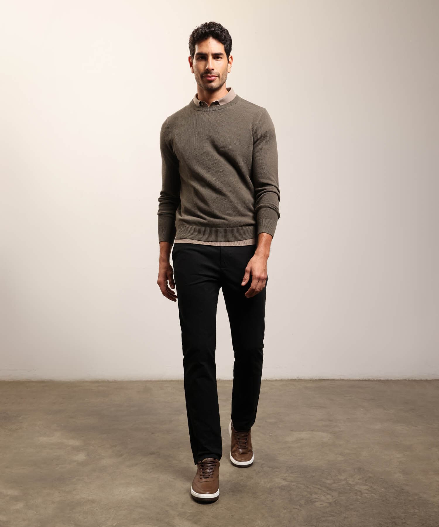 Pantalón Niebla Sastre negro para hombre, vista 2
