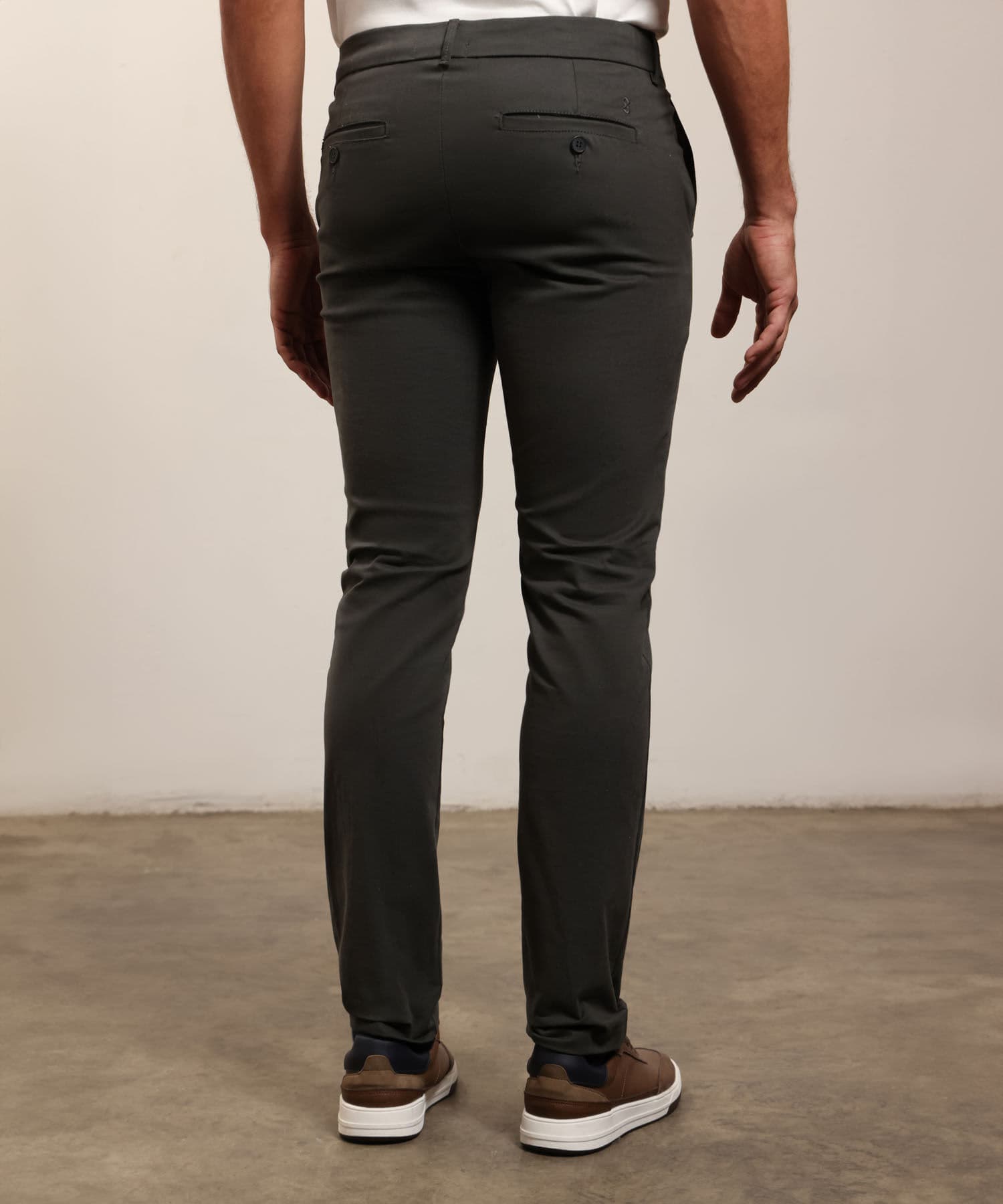 Pantalón Isadora Contemporáneo gris humo para hombre, vista 4