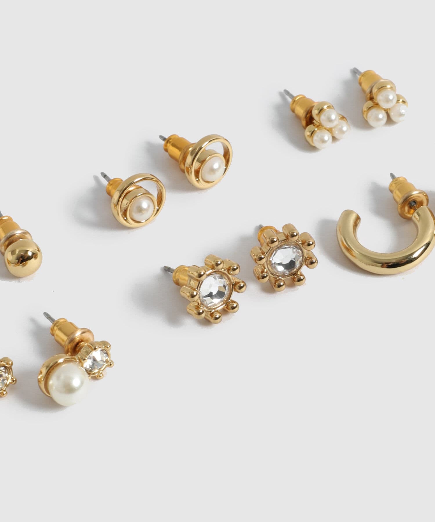 Aretes Cedro Esencial dorado, vista 2