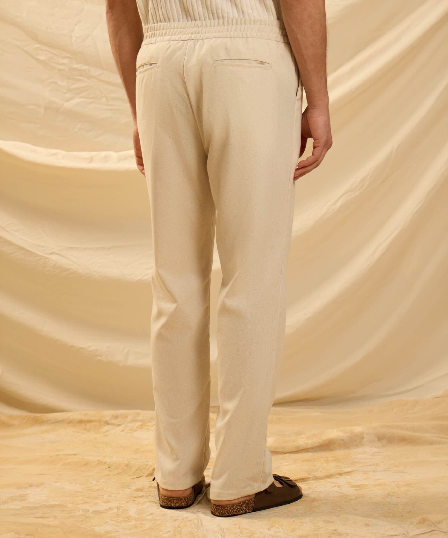 Pantalón Cedro Clásico arena para hombre, vista 4