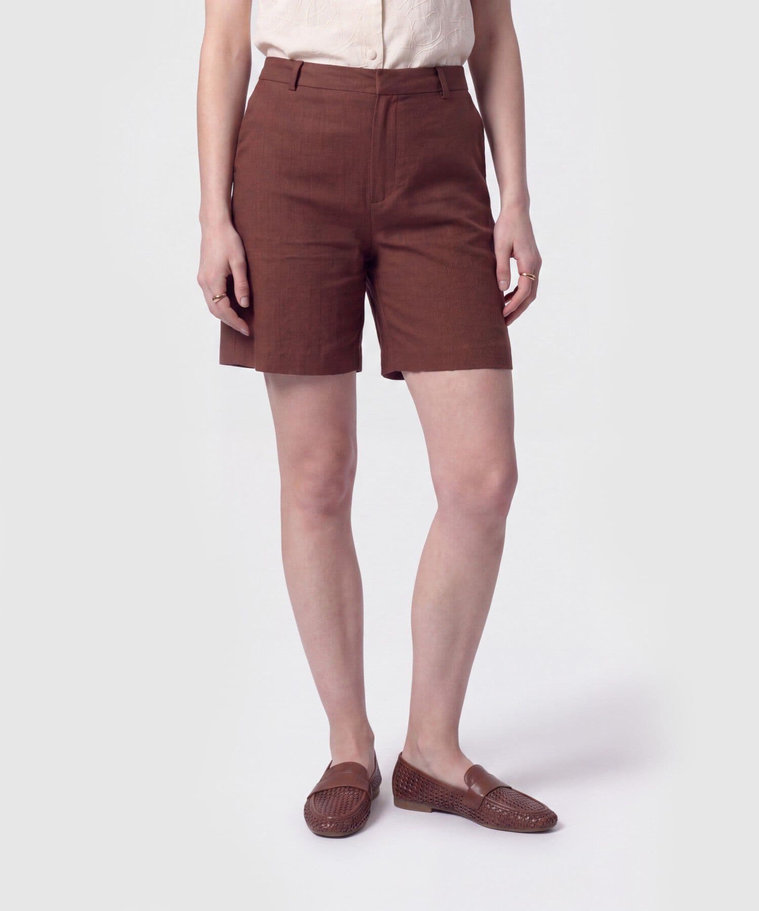 Bermuda Sabana Relajado café para mujer, vista principal