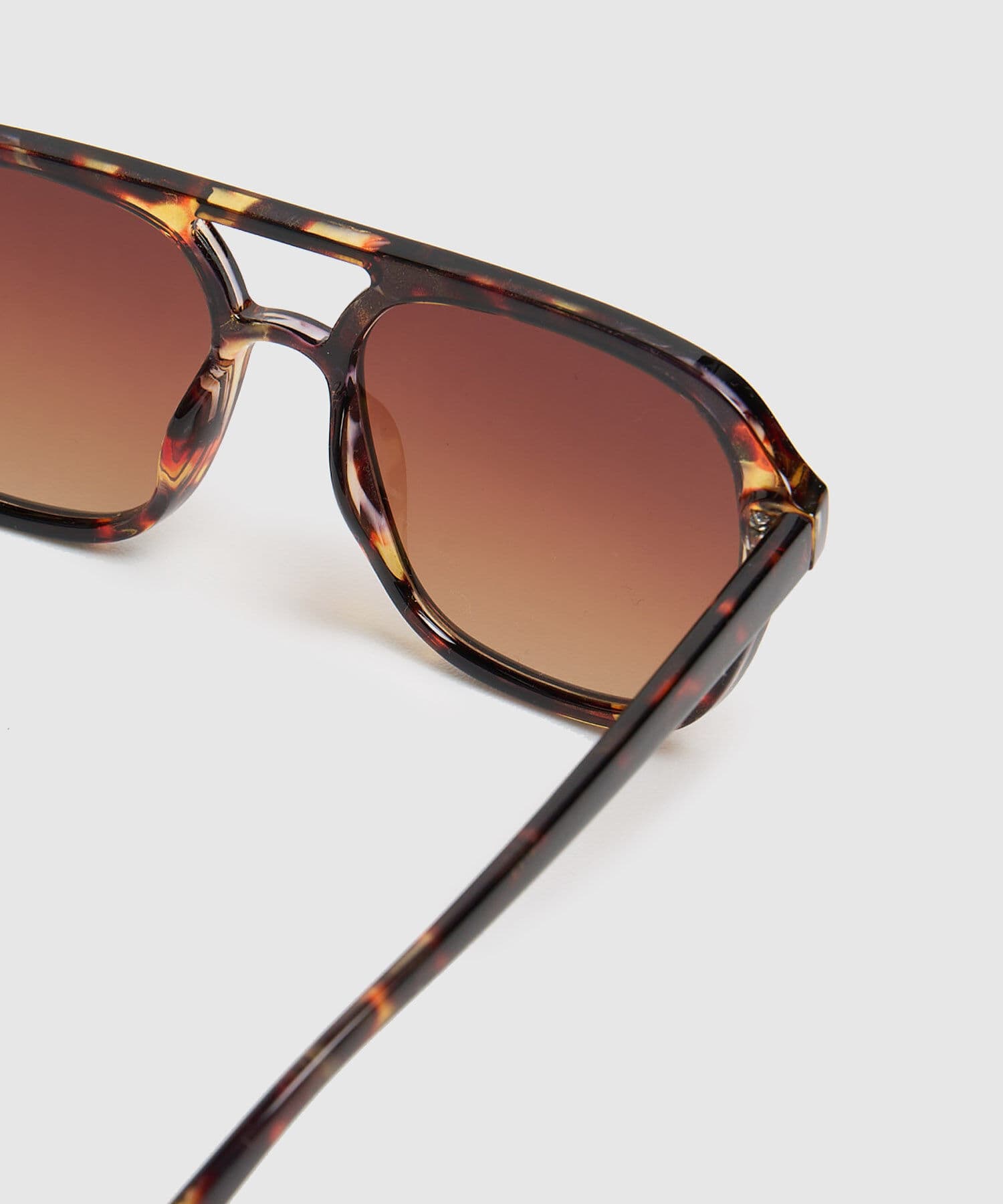Gafas de sol Flora Texturizado café para mujer, vista 3