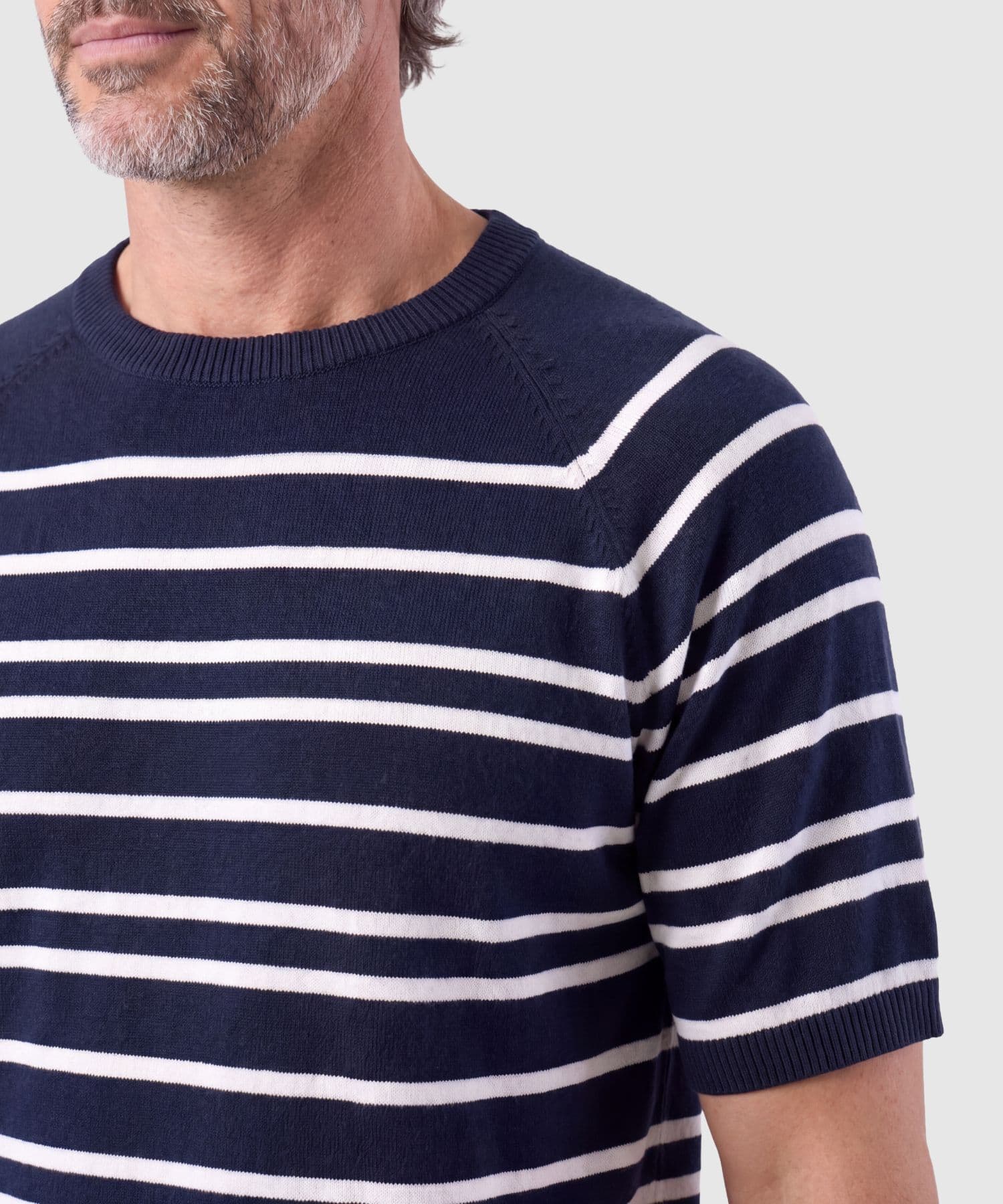 Camiseta Sierra de Día azul marino para hombre, vista 3