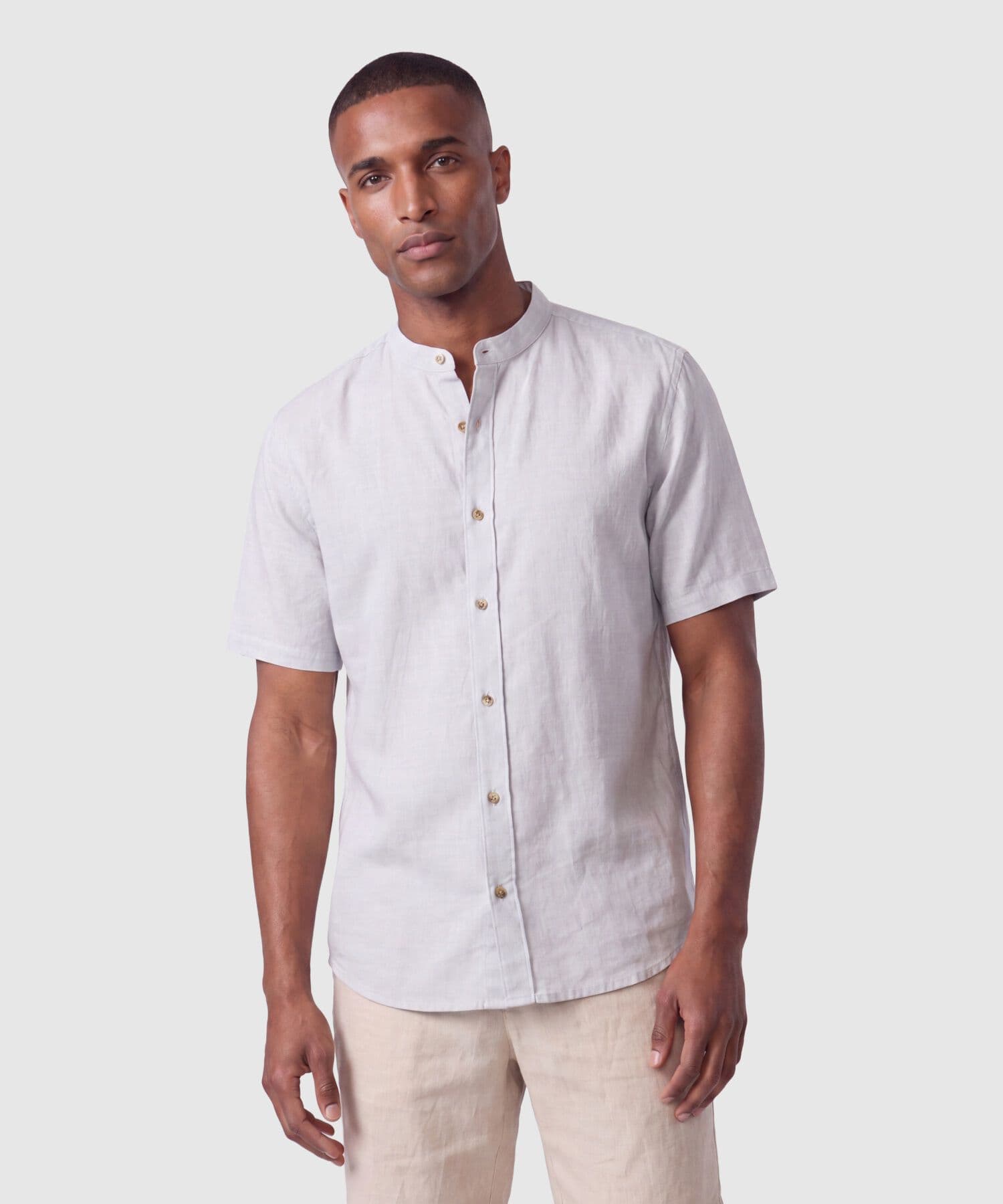 Camisa Cauce Esencial verde oliva para hombre, vista principal