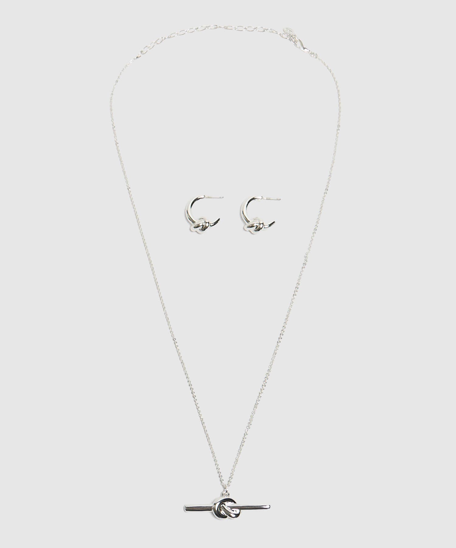 Aretes Horizonte Esencial negro para mujer, vista principal