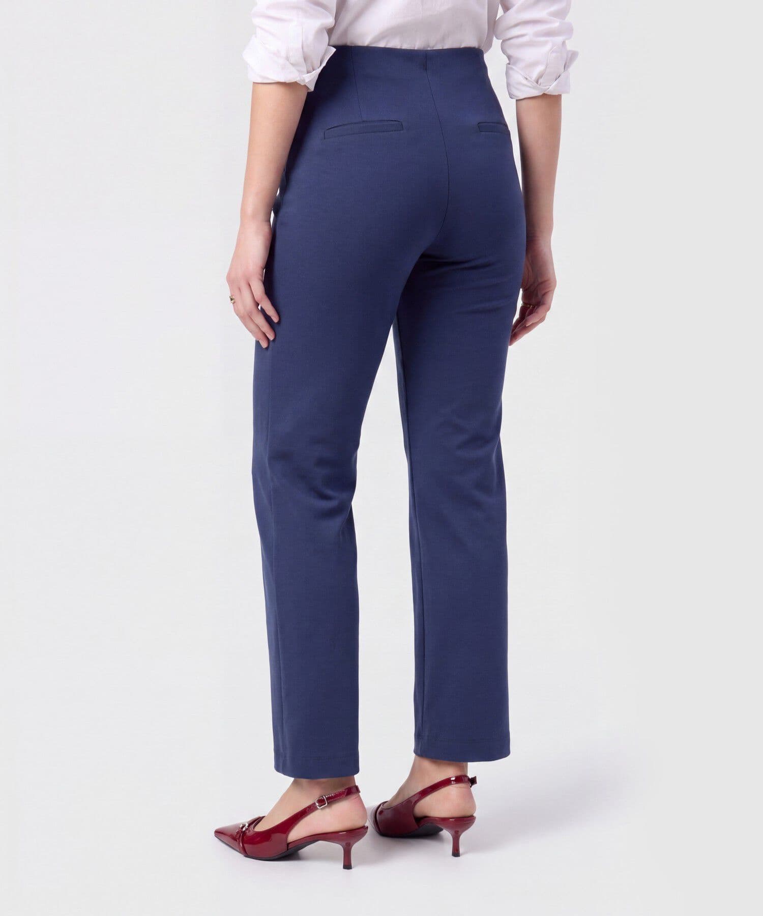Prenda deportiva Niebla Texturizado azul marino para mujer, vista 4